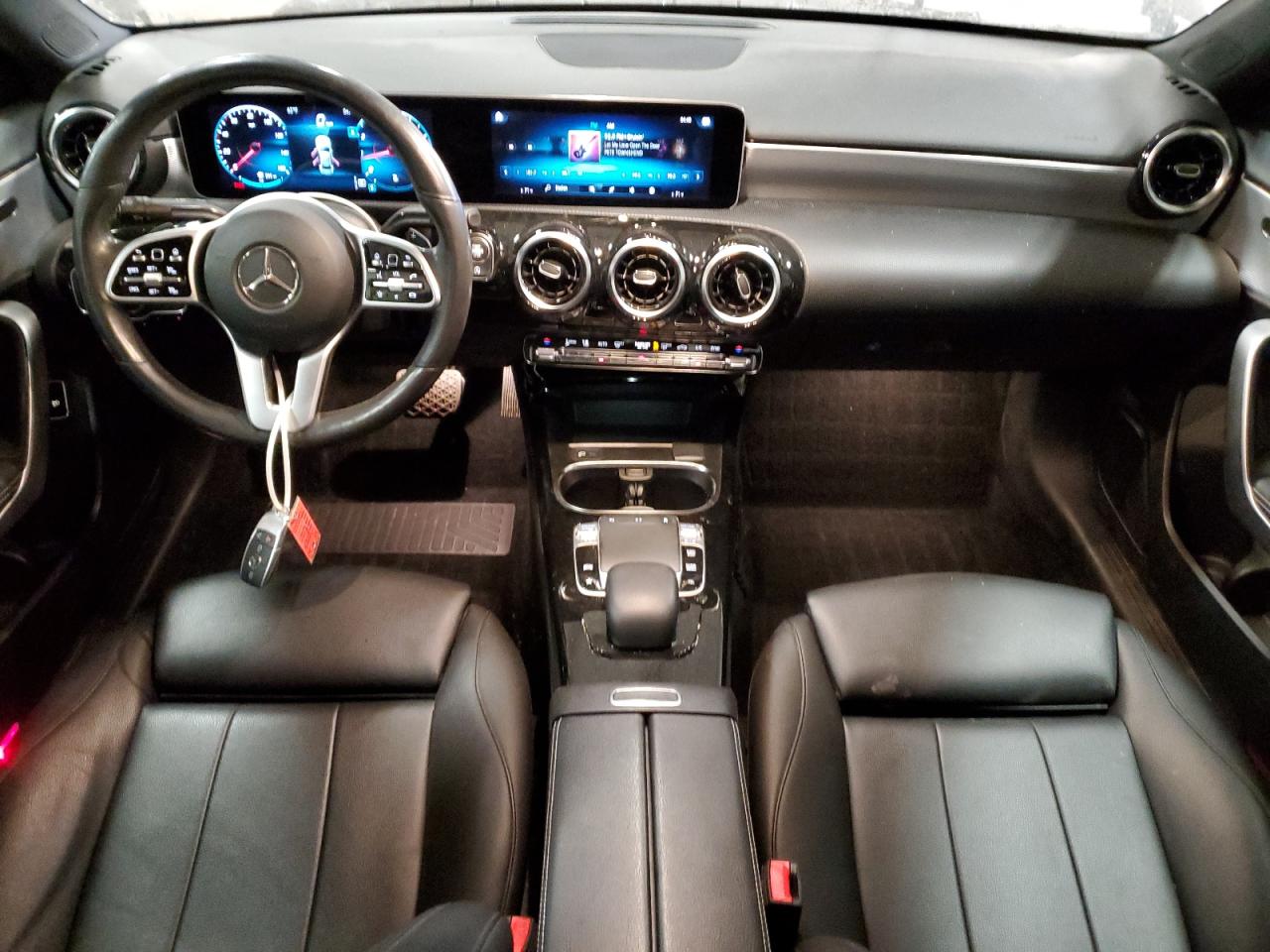 MERCEDES-BENZ A-CLASS 220 4MATIC