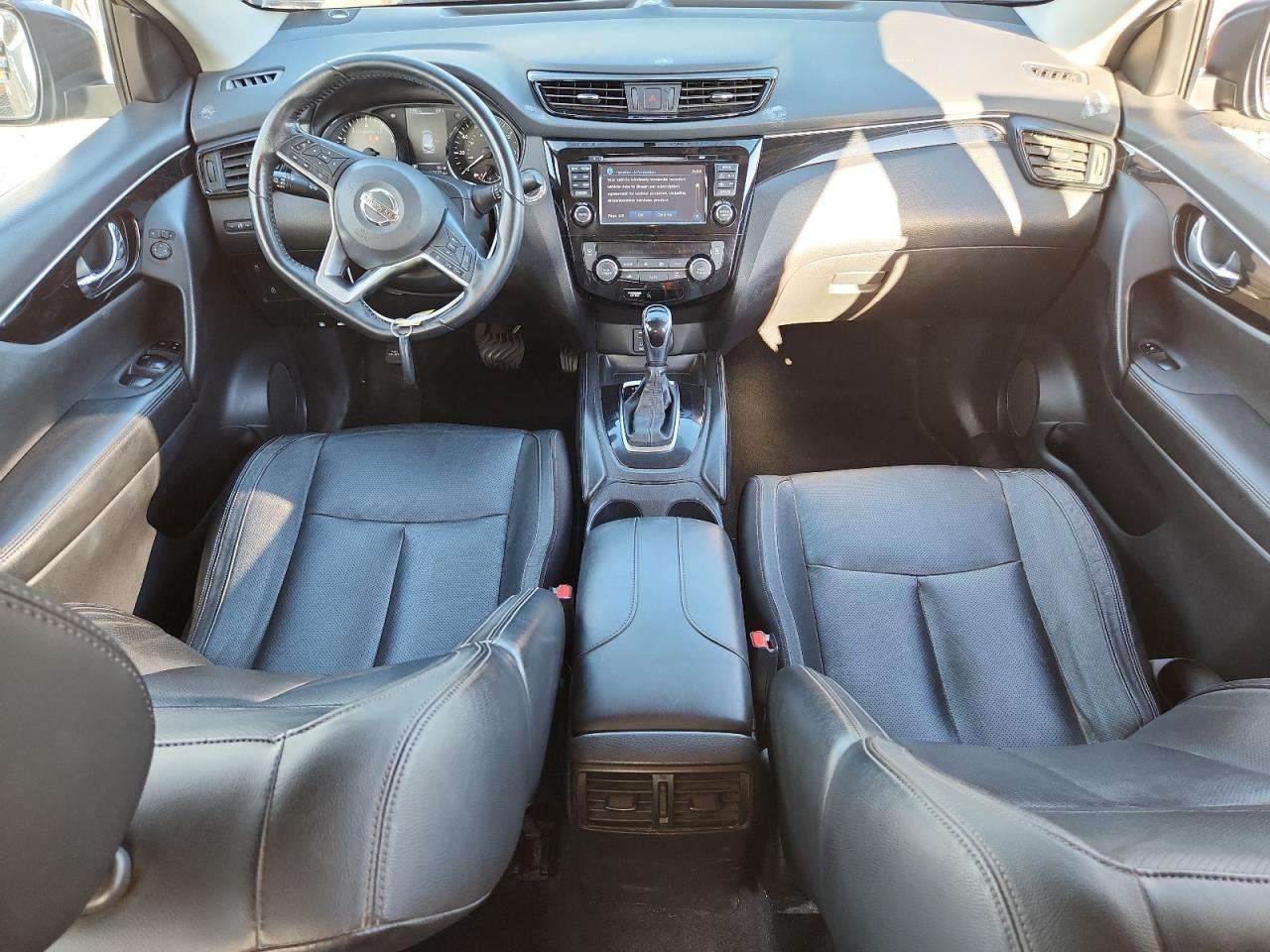 NISSAN ROGUE SPORT S