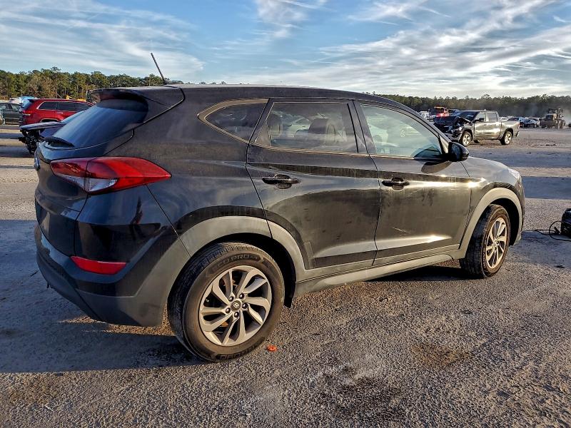 2017 HYUNDAI TUCSON SE #3297002816