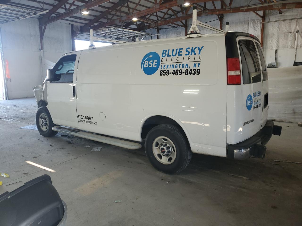 Lot #3290266267 2017 GMC 2500