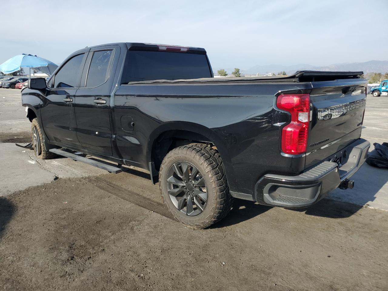 CHEVROLET SILVERADO C1500 CUSTOM