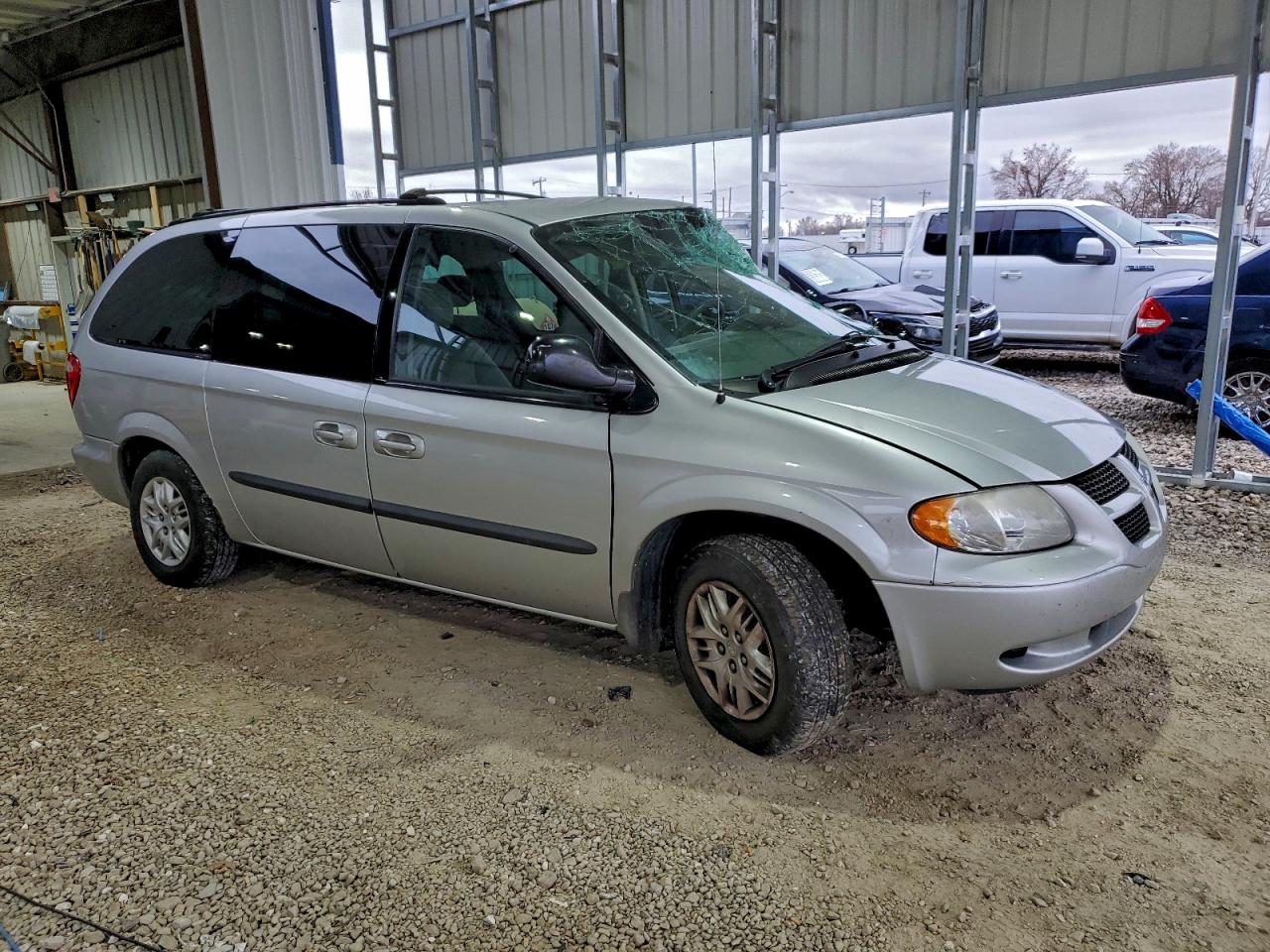 Lot #3301944423 2003 DODGE GRAND CARA