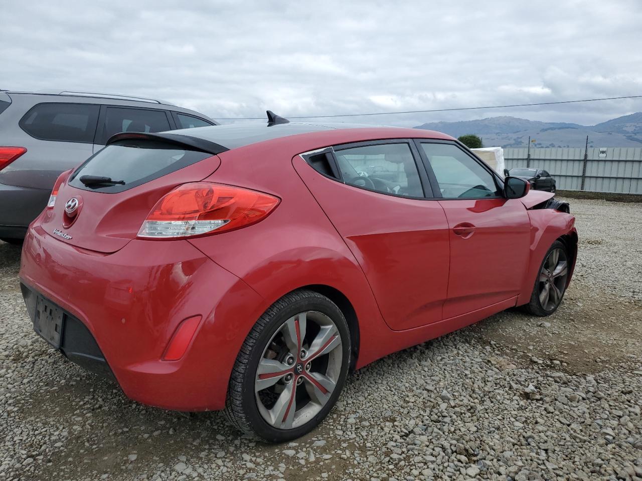 HYUNDAI VELOSTER