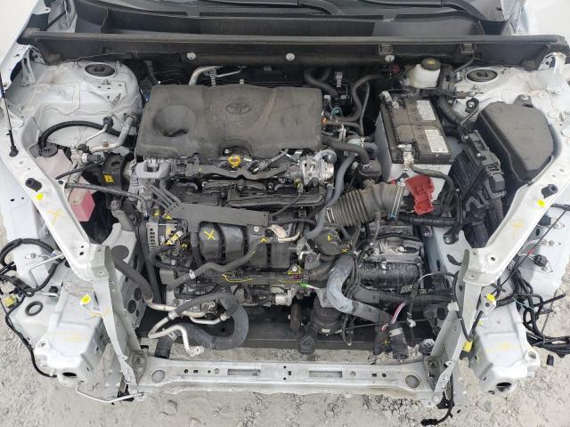 2025 TOYOTA RAV4 XLE #3310547053