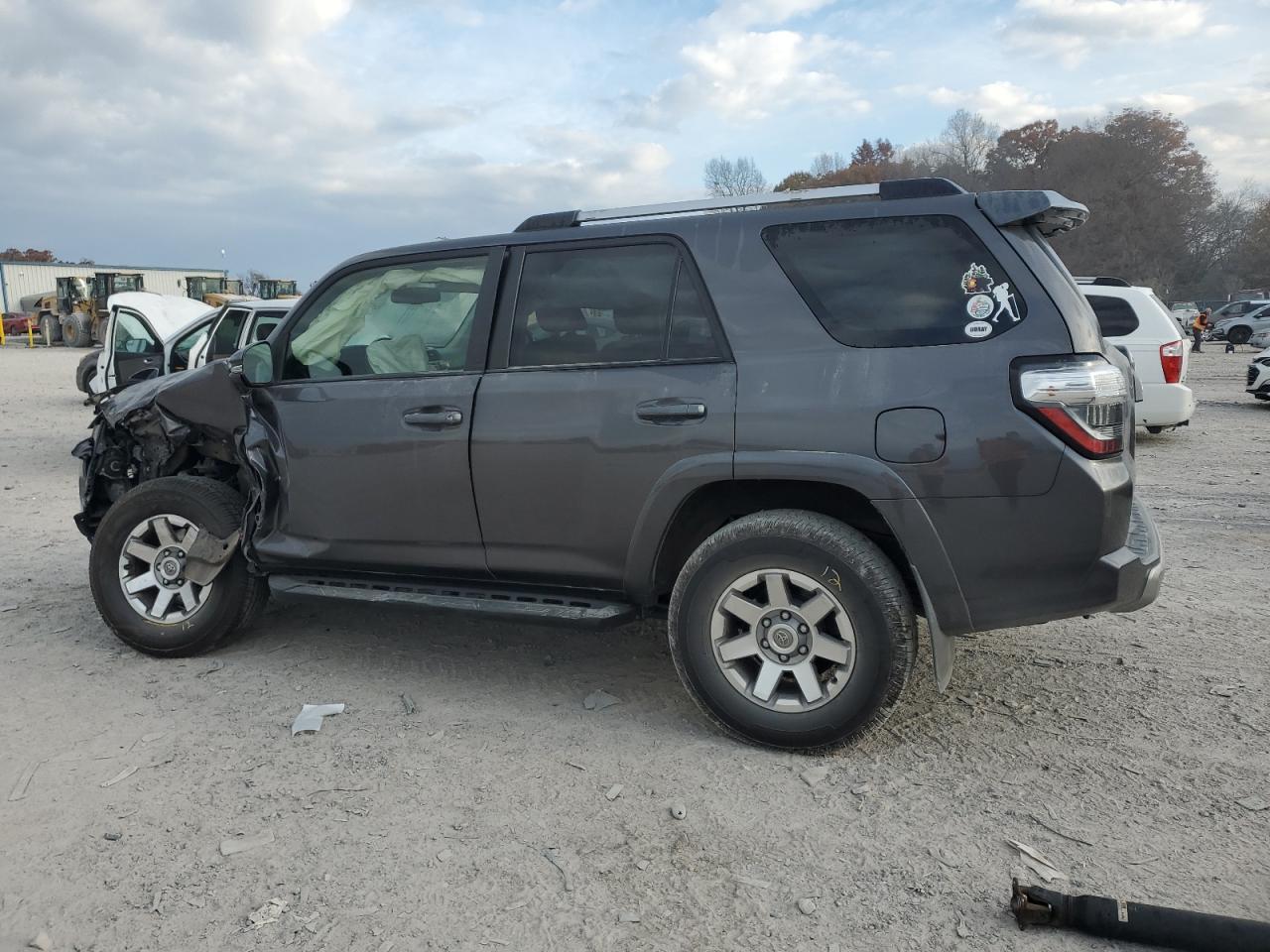 TOYOTA 4RUNNER SR5/SR5 PREMIUM