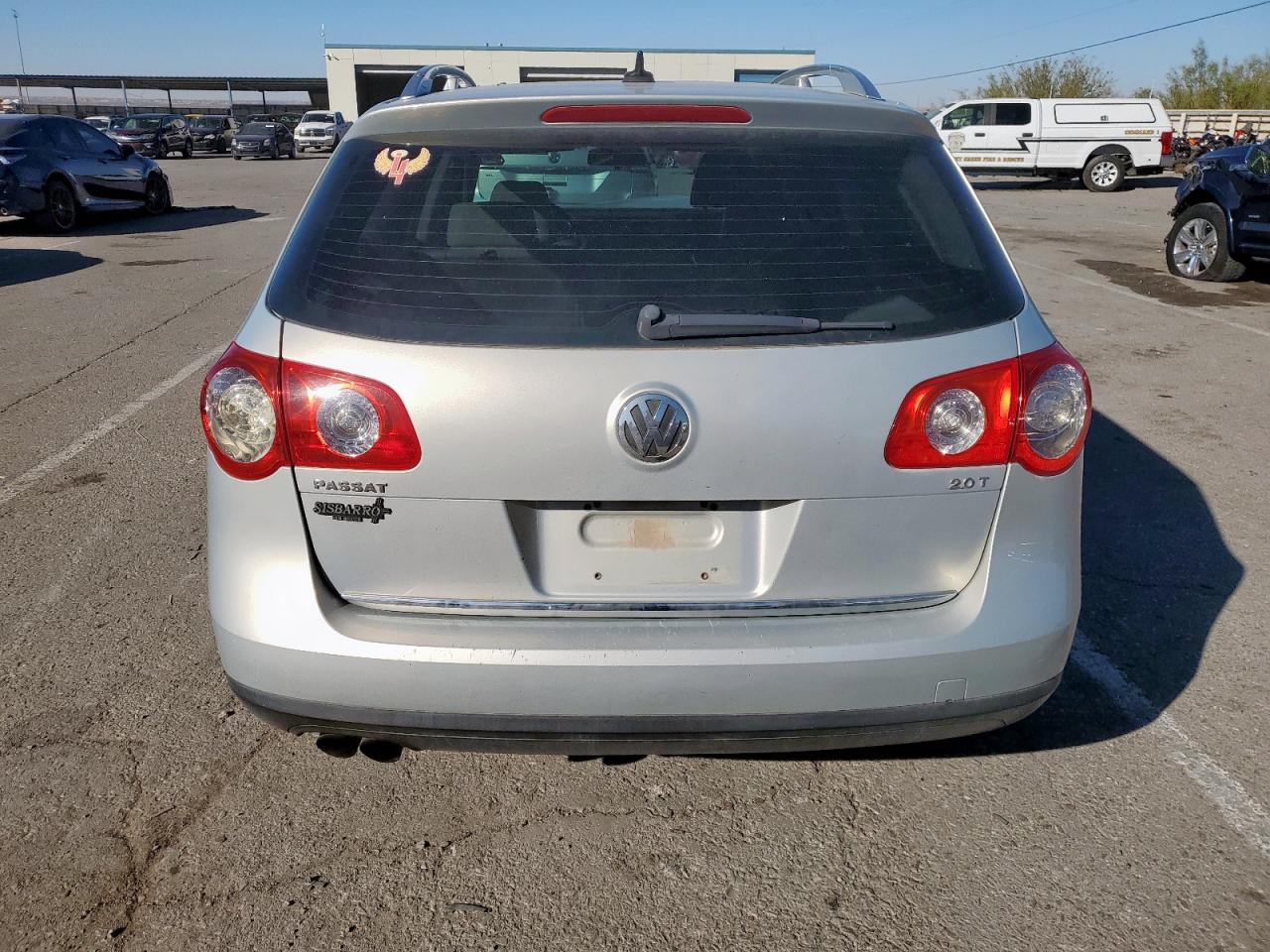 VOLKSWAGEN PASSAT KOMFORT