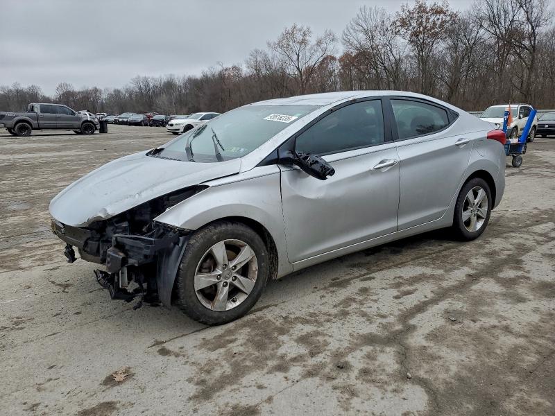2013 HYUNDAI ELANTRA GL #3303880736