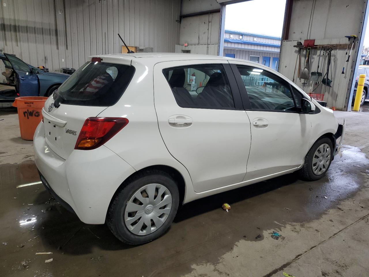 TOYOTA YARIS L