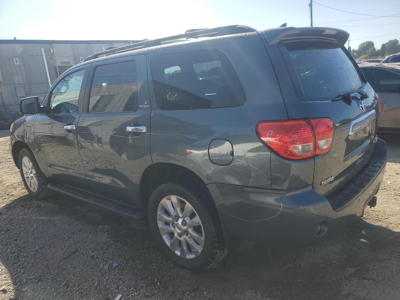 TOYOTA SEQUOIA PLATINUM