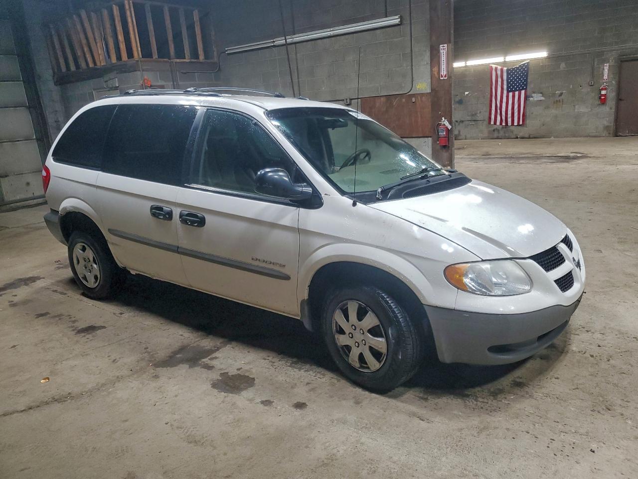 Lot #3315846191 2001 DODGE CARAVAN SE