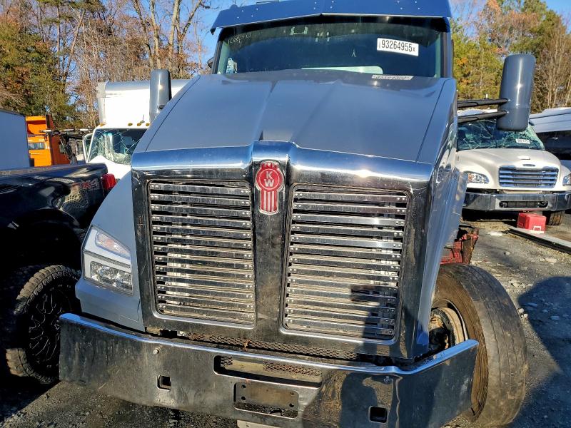2018 KENWORTH CONSTRUCTI #3297875785