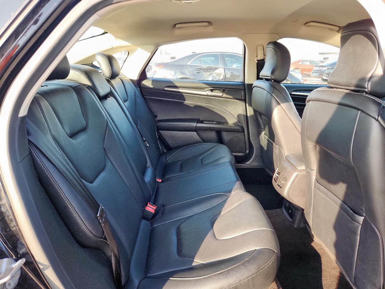 FORD FUSION TITANIUM HEV