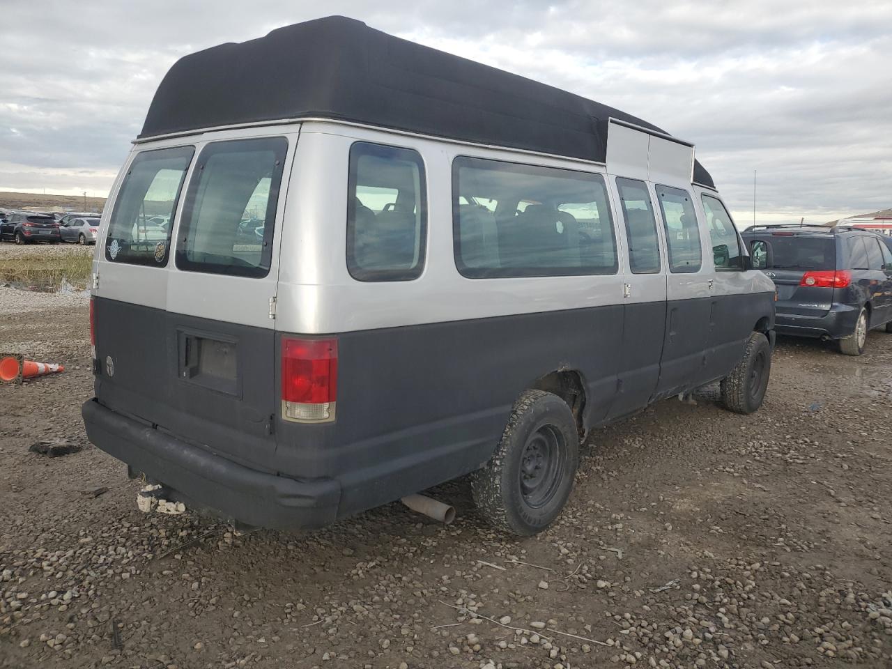 FORD ECONOLINE E350 SUPER DUTY WAGON