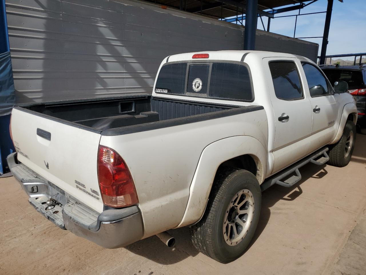 Lot #3303071781 2005 TOYOTA TACOMA DOU