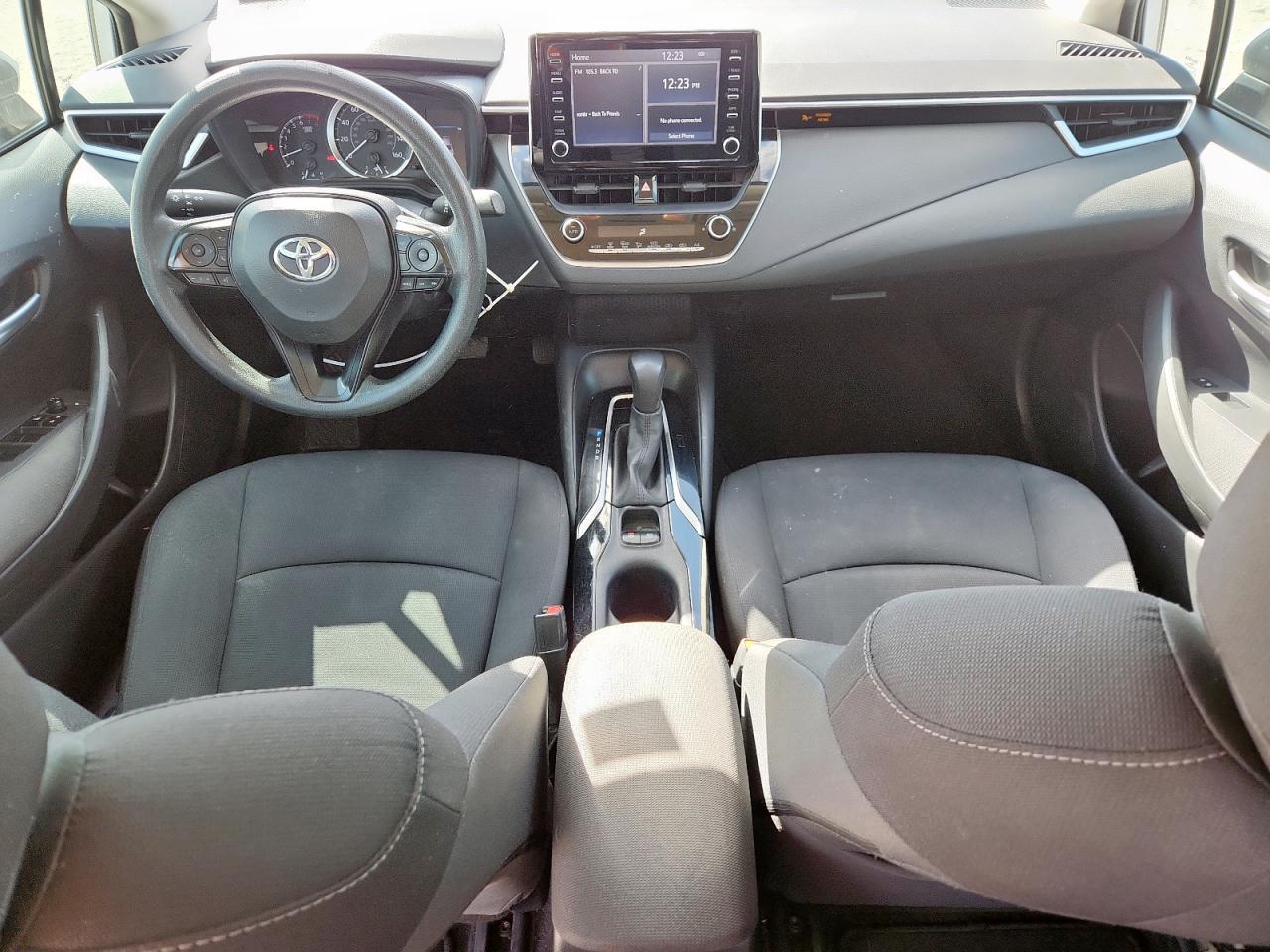 Lot #3318068373 2020 TOYOTA COROLLA LE