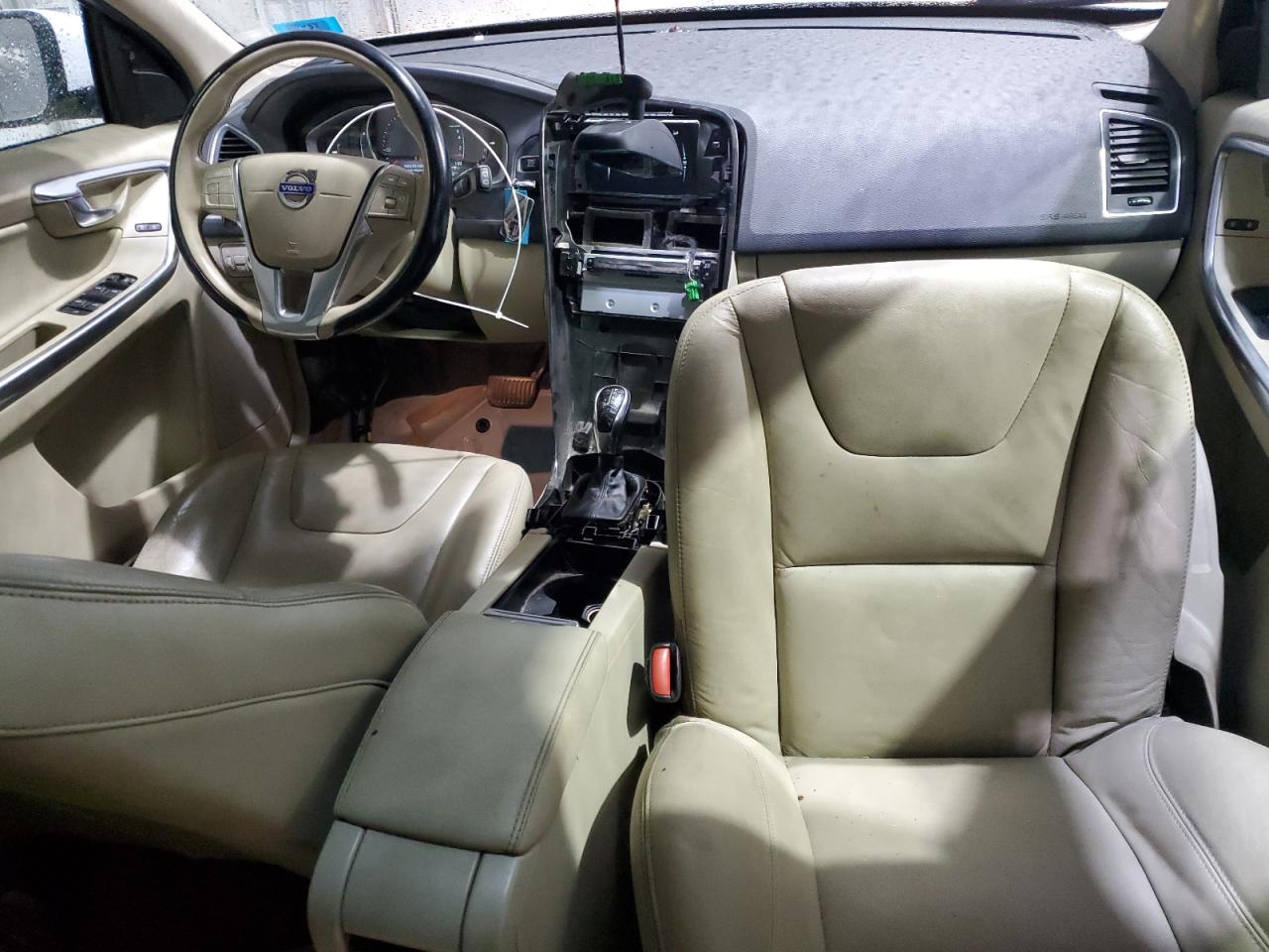 VOLVO XC60 T6 PREMIER