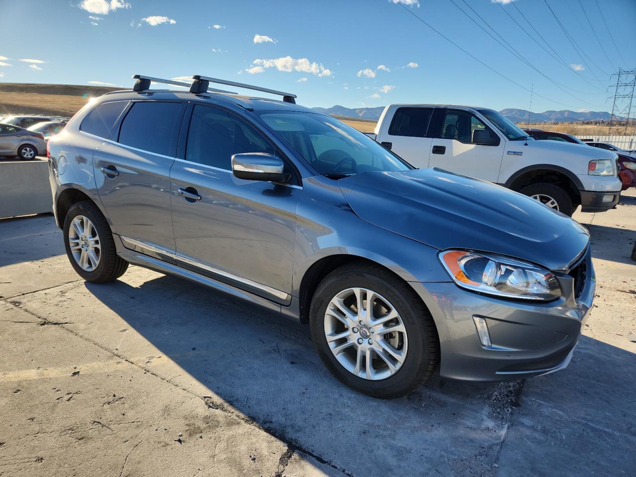 VOLVO XC60 T5 PREMIER