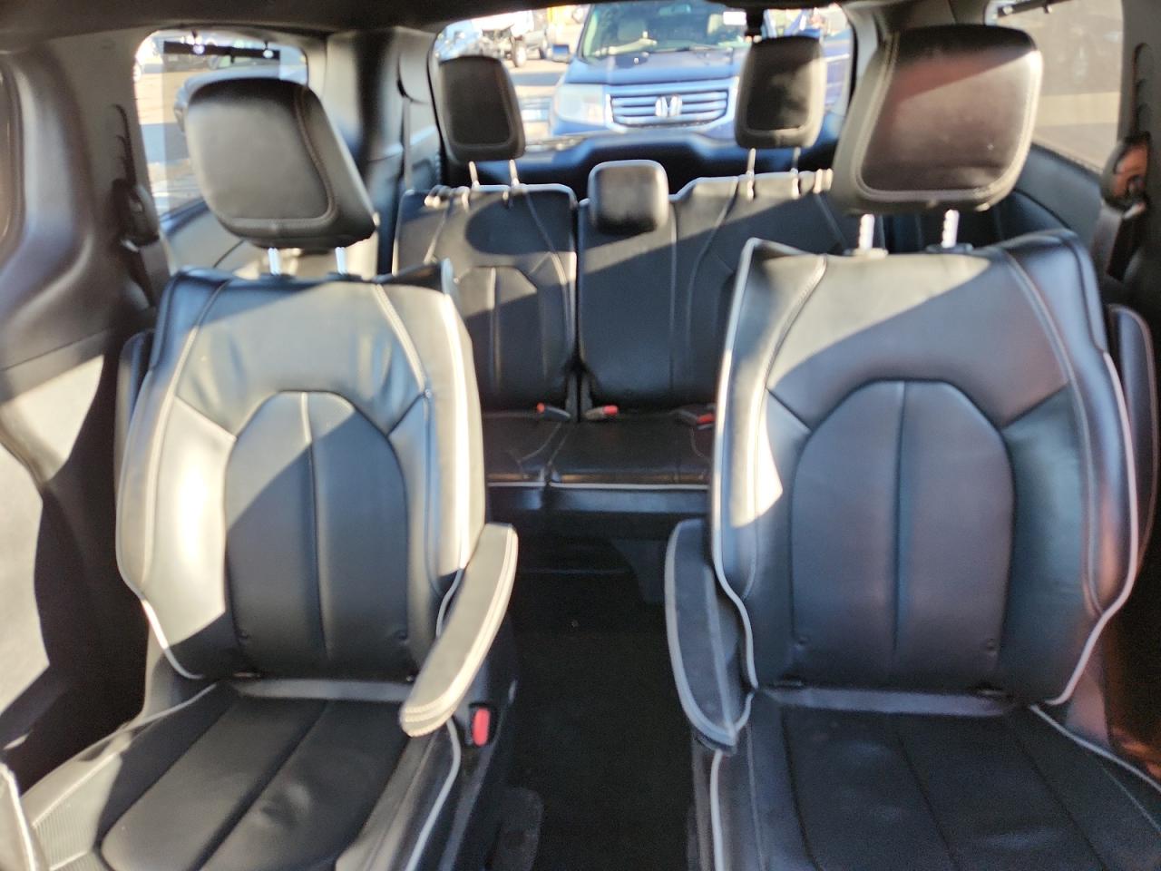 CHRYSLER PACIFICA HYBRID LIMITED