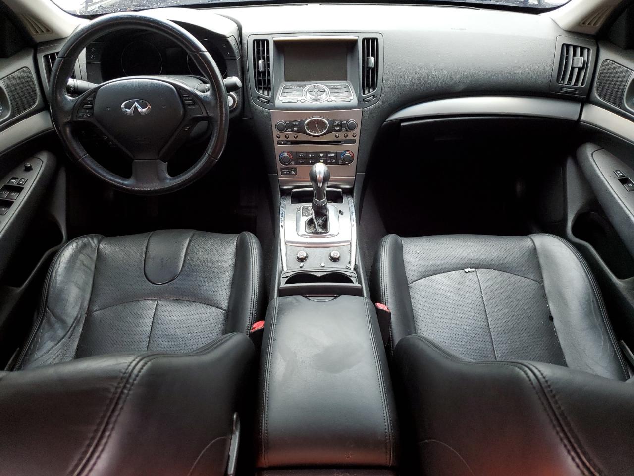 INFINITI G25 BASE