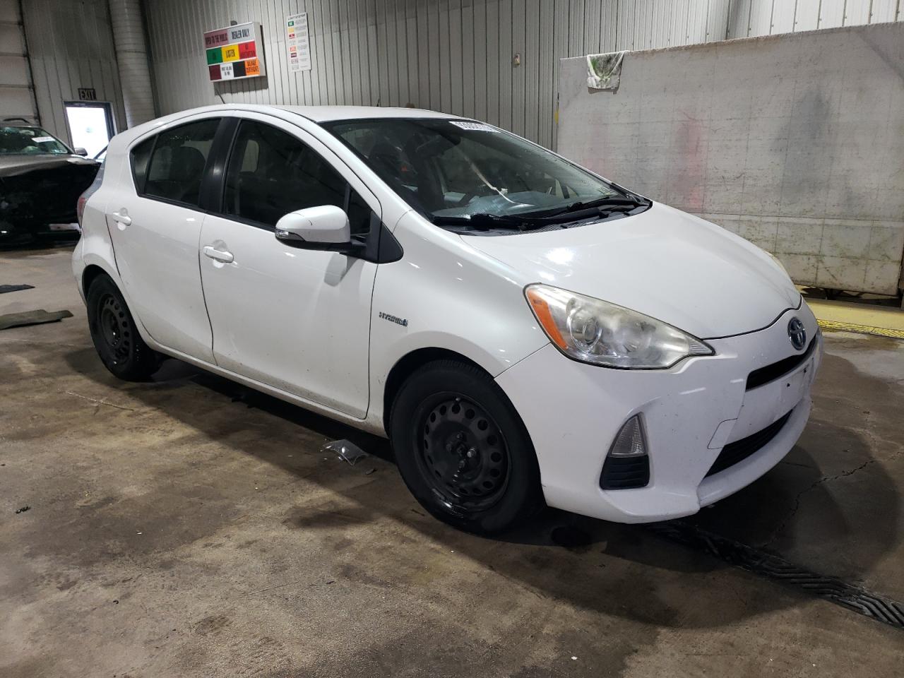 TOYOTA PRIUS C