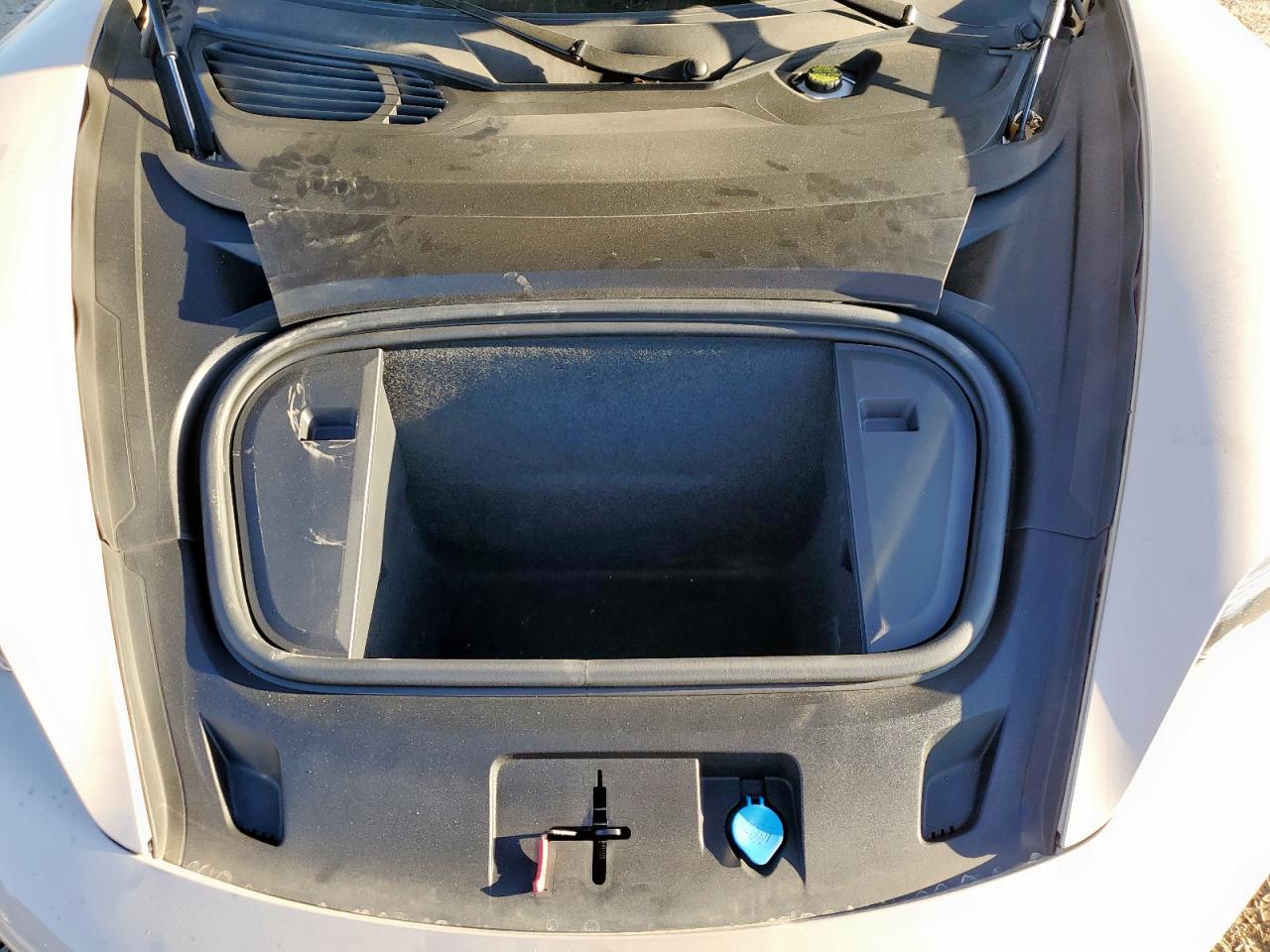 Lot #3318166379 2021 PORSCHE TAYCAN