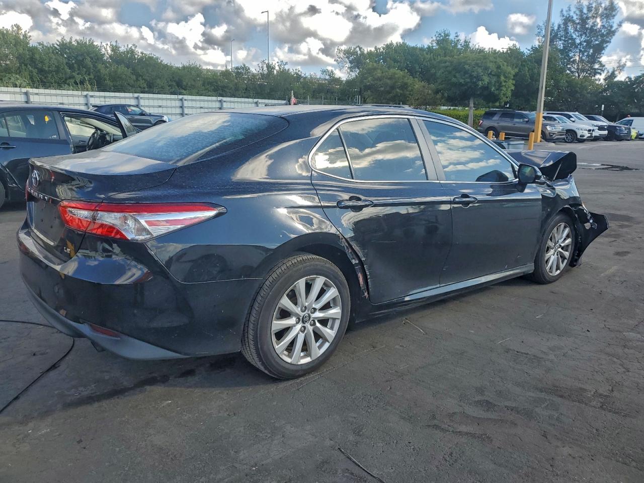 Lot #3301803363 2018 TOYOTA CAMRY L