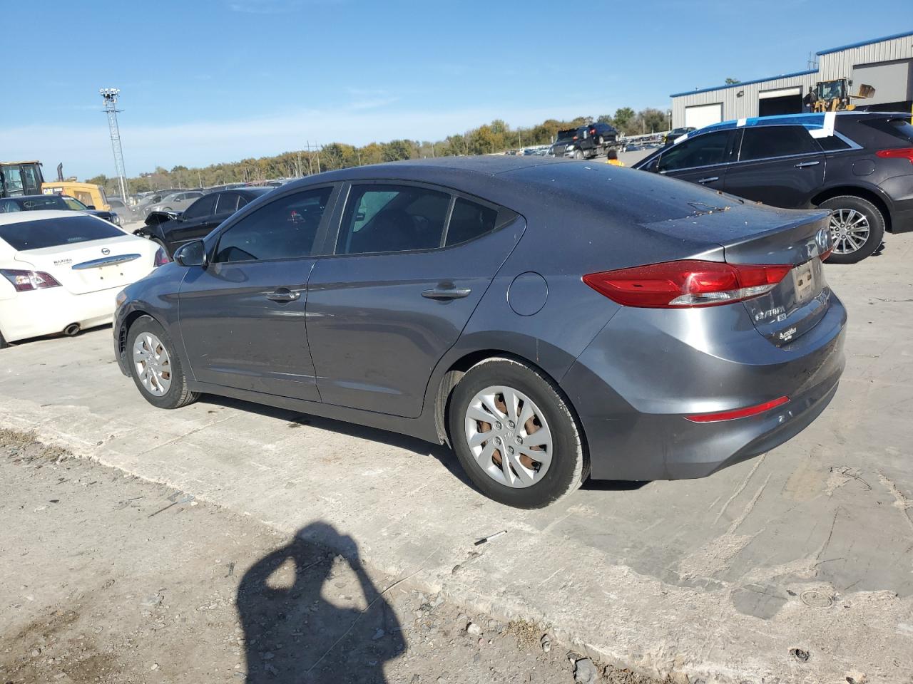 HYUNDAI ELANTRA SE