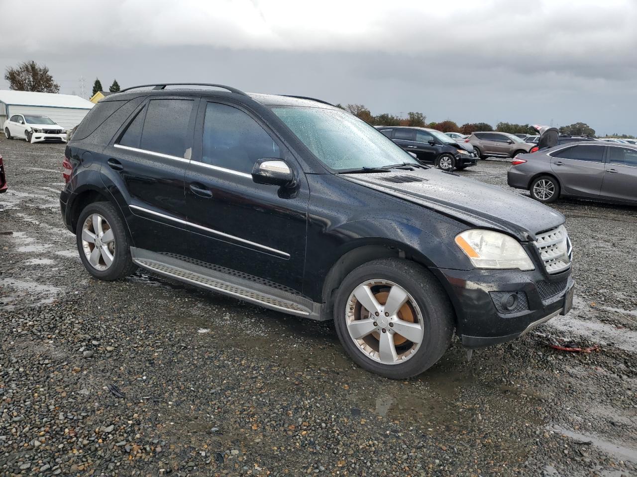 MERCEDES-BENZ M-CLASS 350