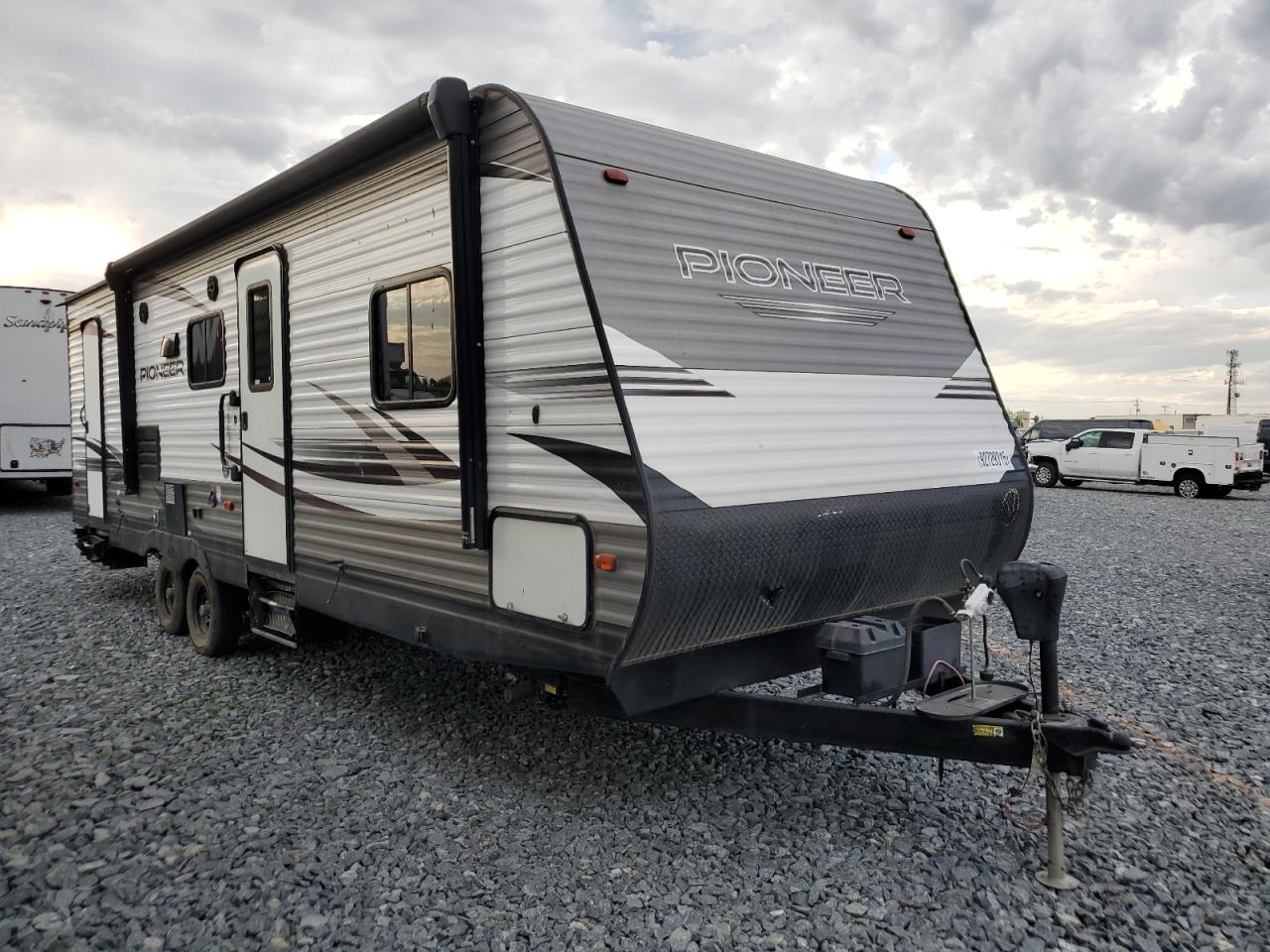 Lot #3287429020 2019 HEAR NORTH COUN