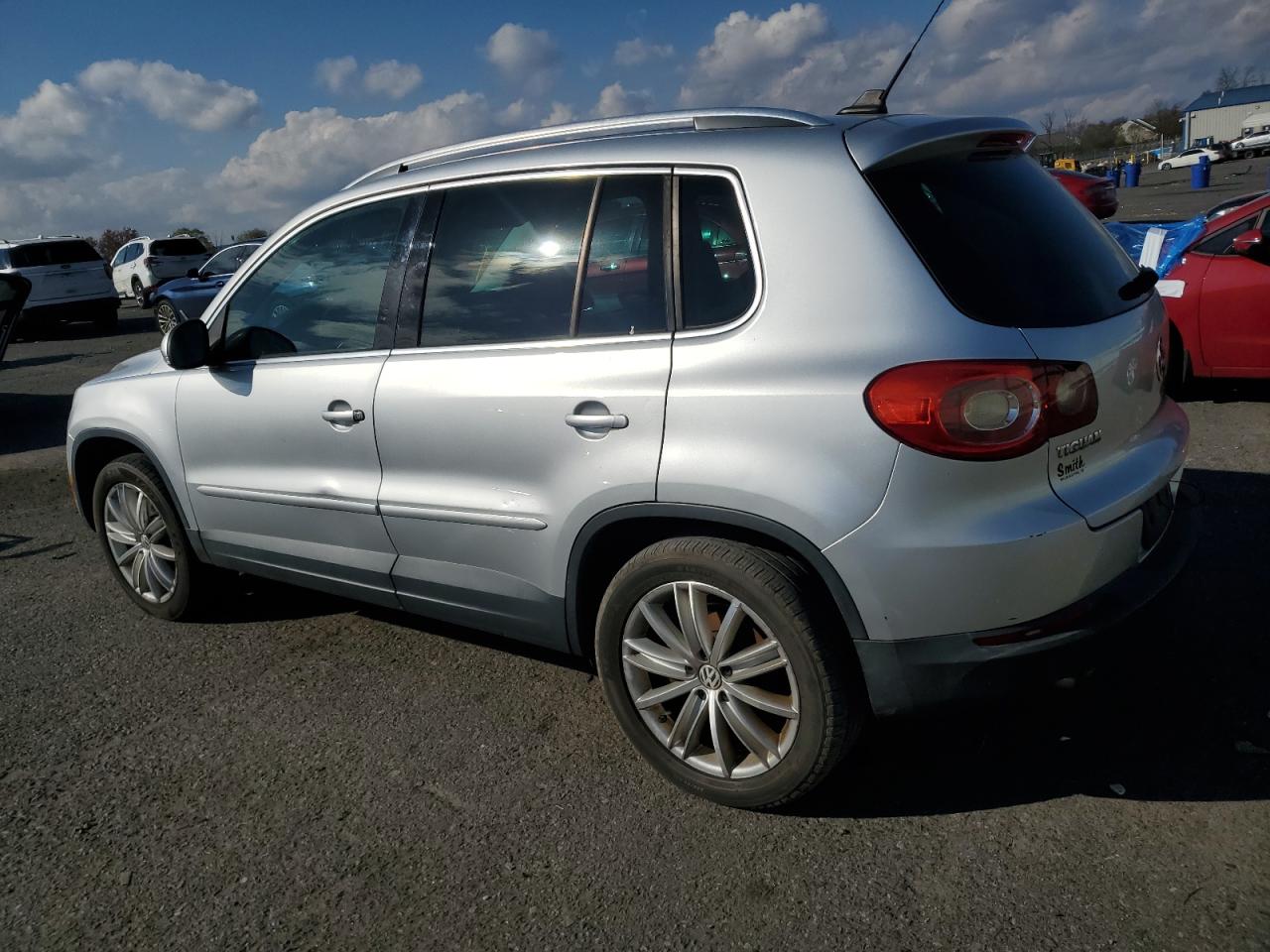 VOLKSWAGEN TIGUAN S