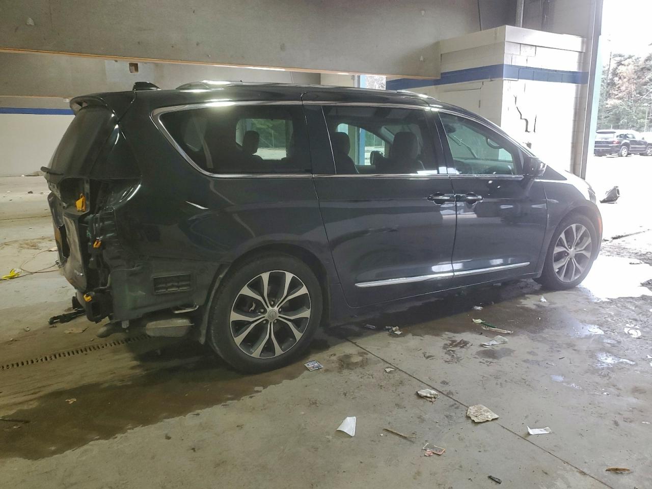 CHRYSLER PACIFICA LIMITED