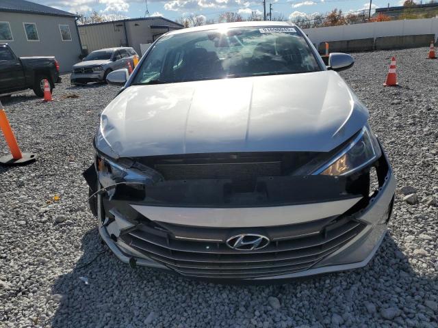 2019 HYUNDAI ELANTRA SE - KMHD84LF9KU753129
