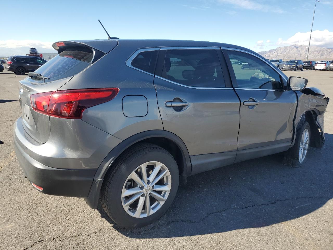NISSAN ROGUE SPORT S