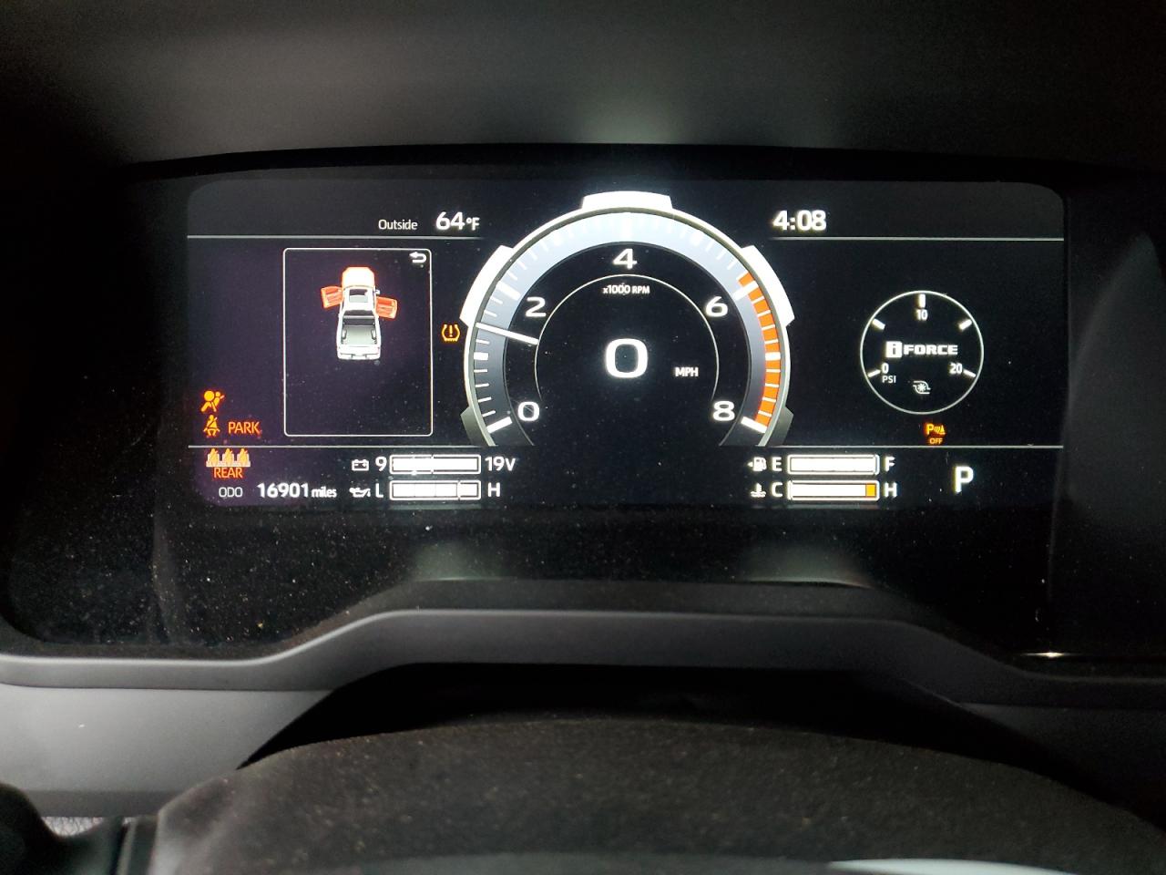 TOYOTA TUNDRA CREWMAX LIMITED