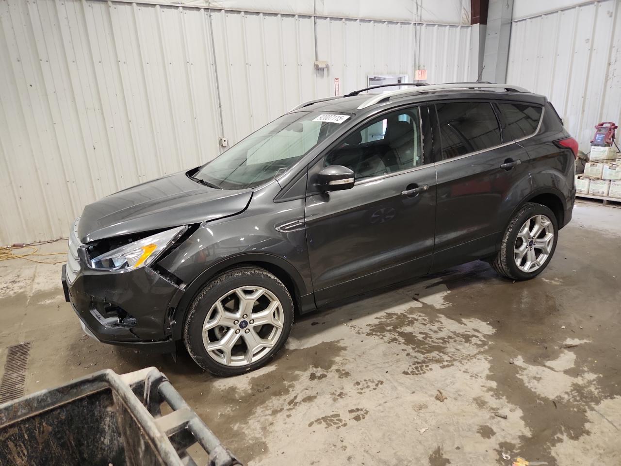 FORD ESCAPE TITANIUM
