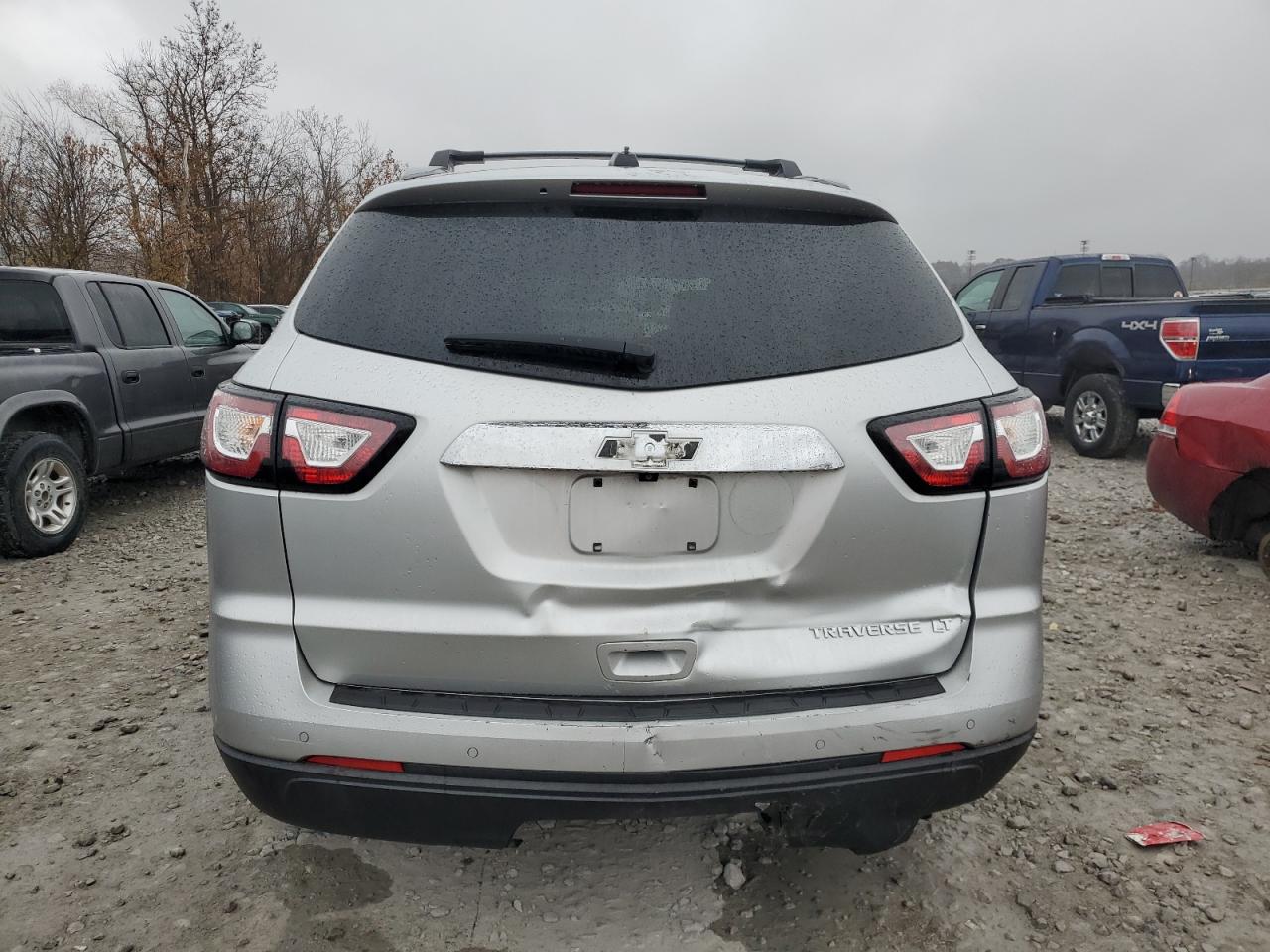 CHEVROLET TRAVERSE LT