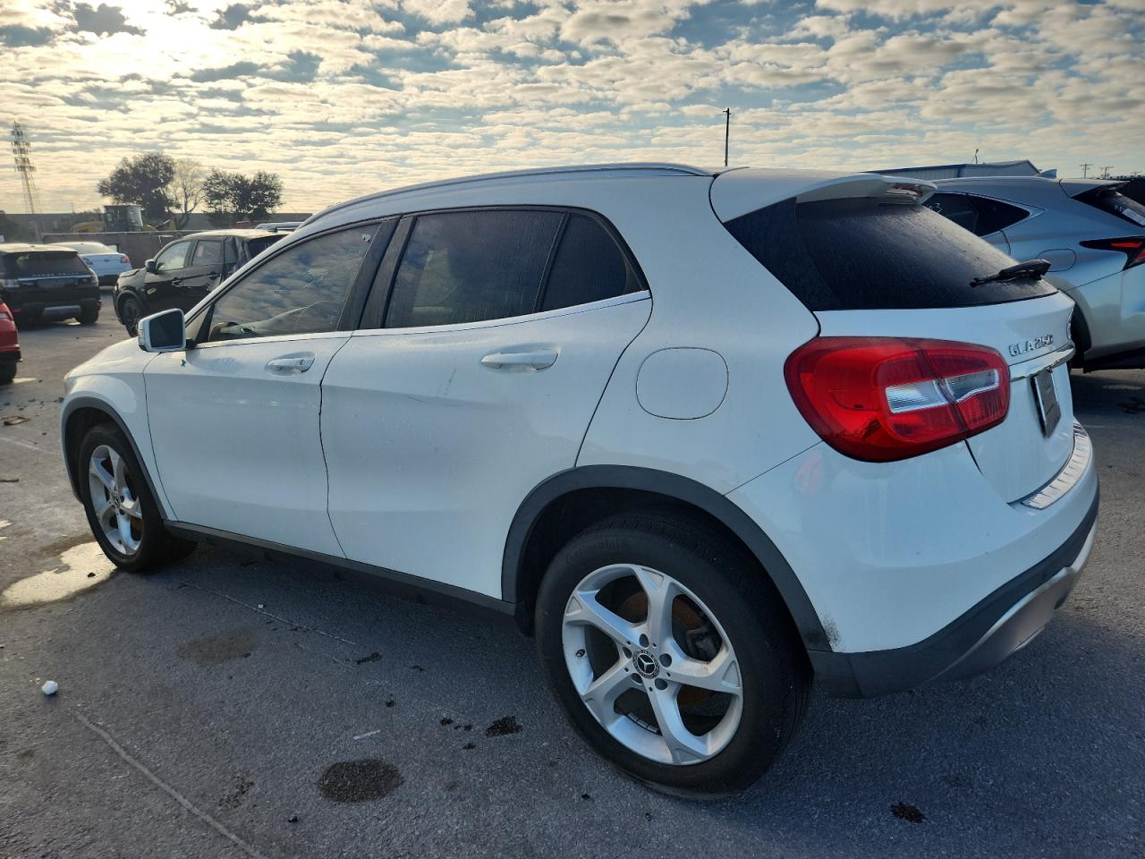 MERCEDES-BENZ GLA-CLASS 250