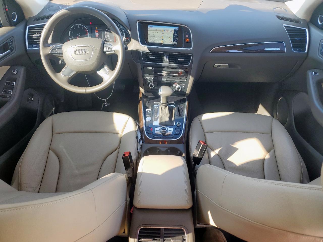 AUDI Q5 PREMIUM PLUS