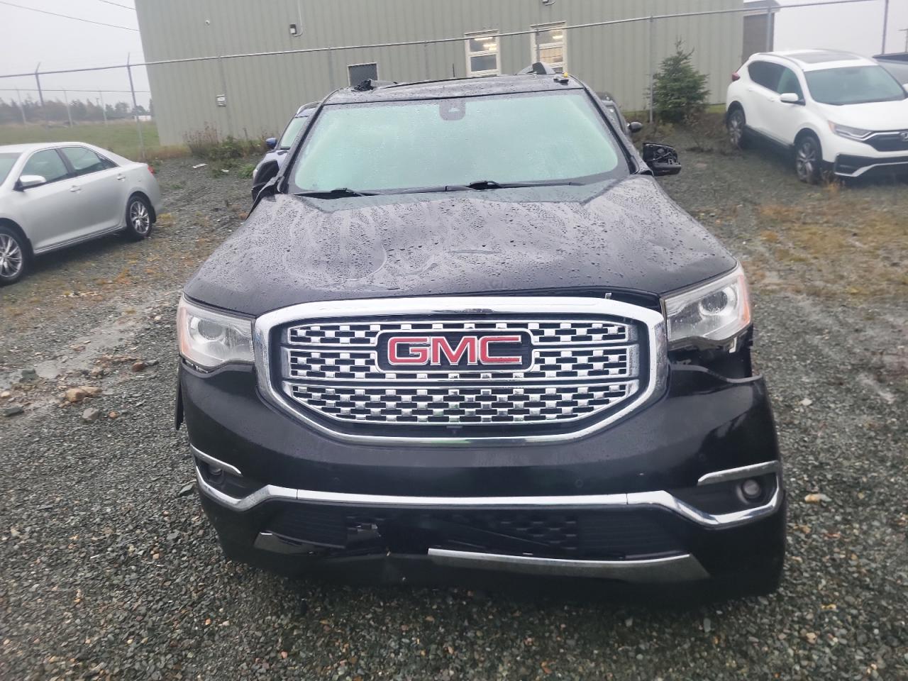 GMC ACADIA DENALI