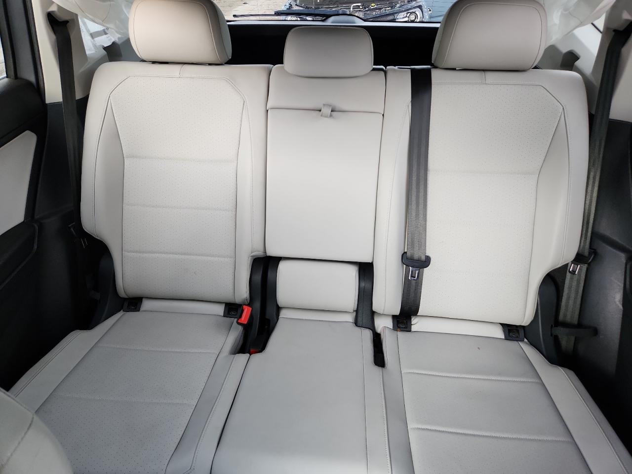 VOLKSWAGEN TIGUAN SE