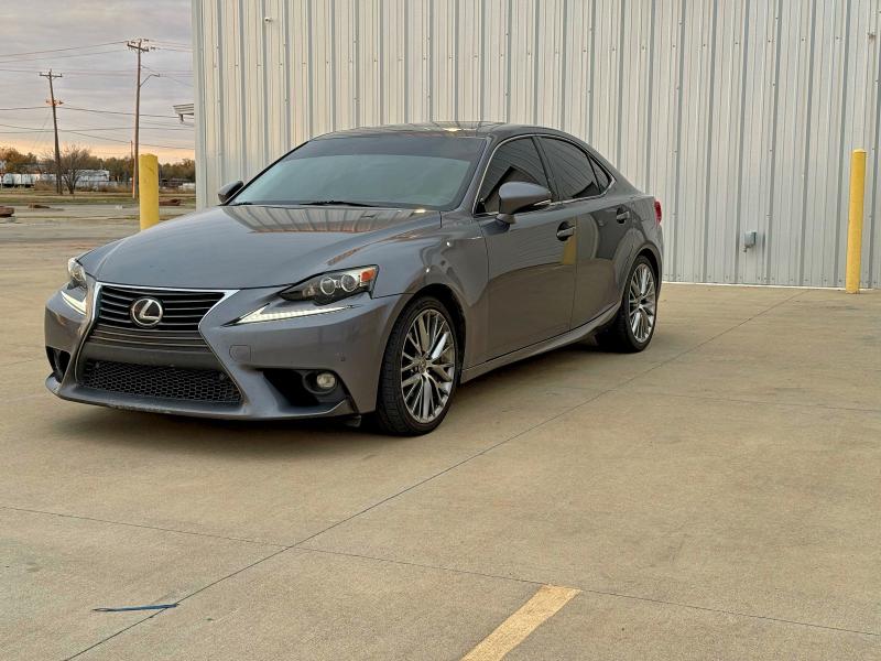 2016 LEXUS IS 200T #3298654938