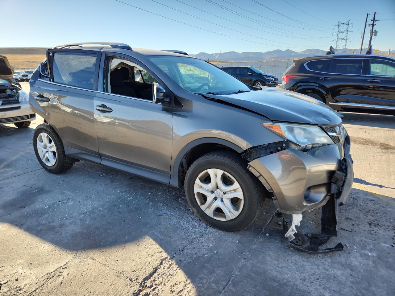 TOYOTA RAV4 LE