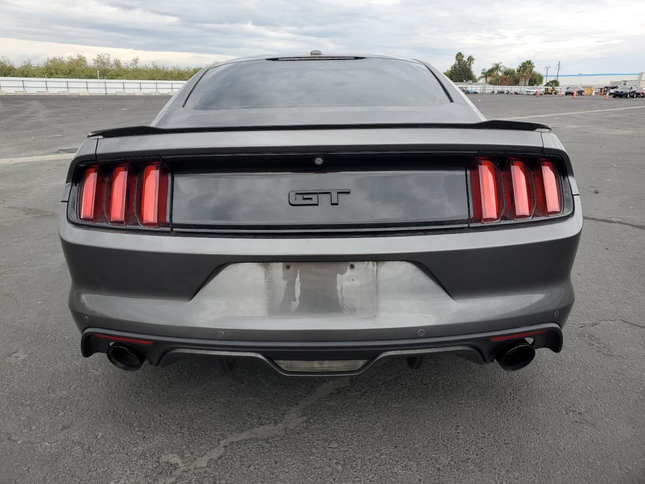 FORD MUSTANG GT