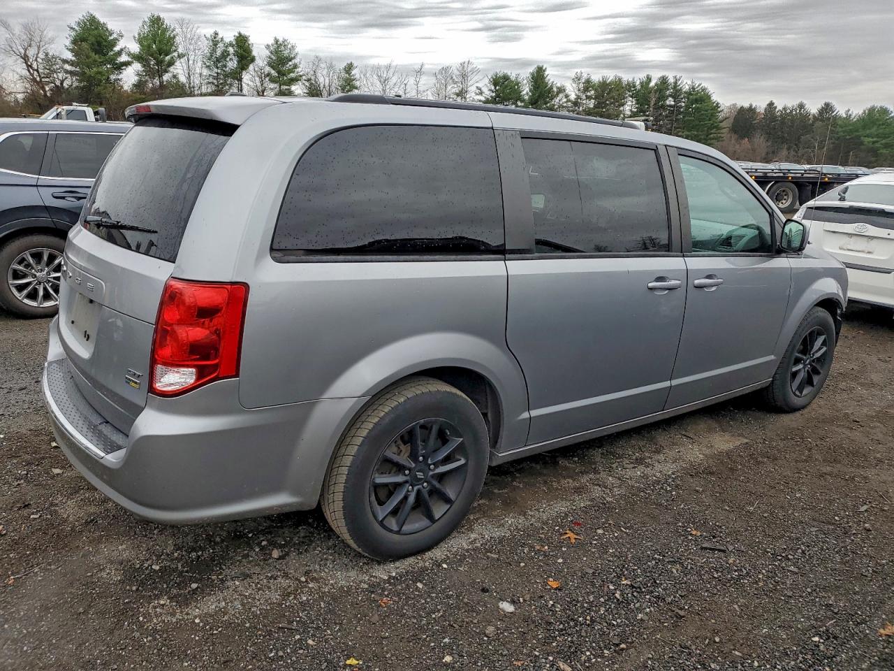 DODGE GRAND CARAVAN GT