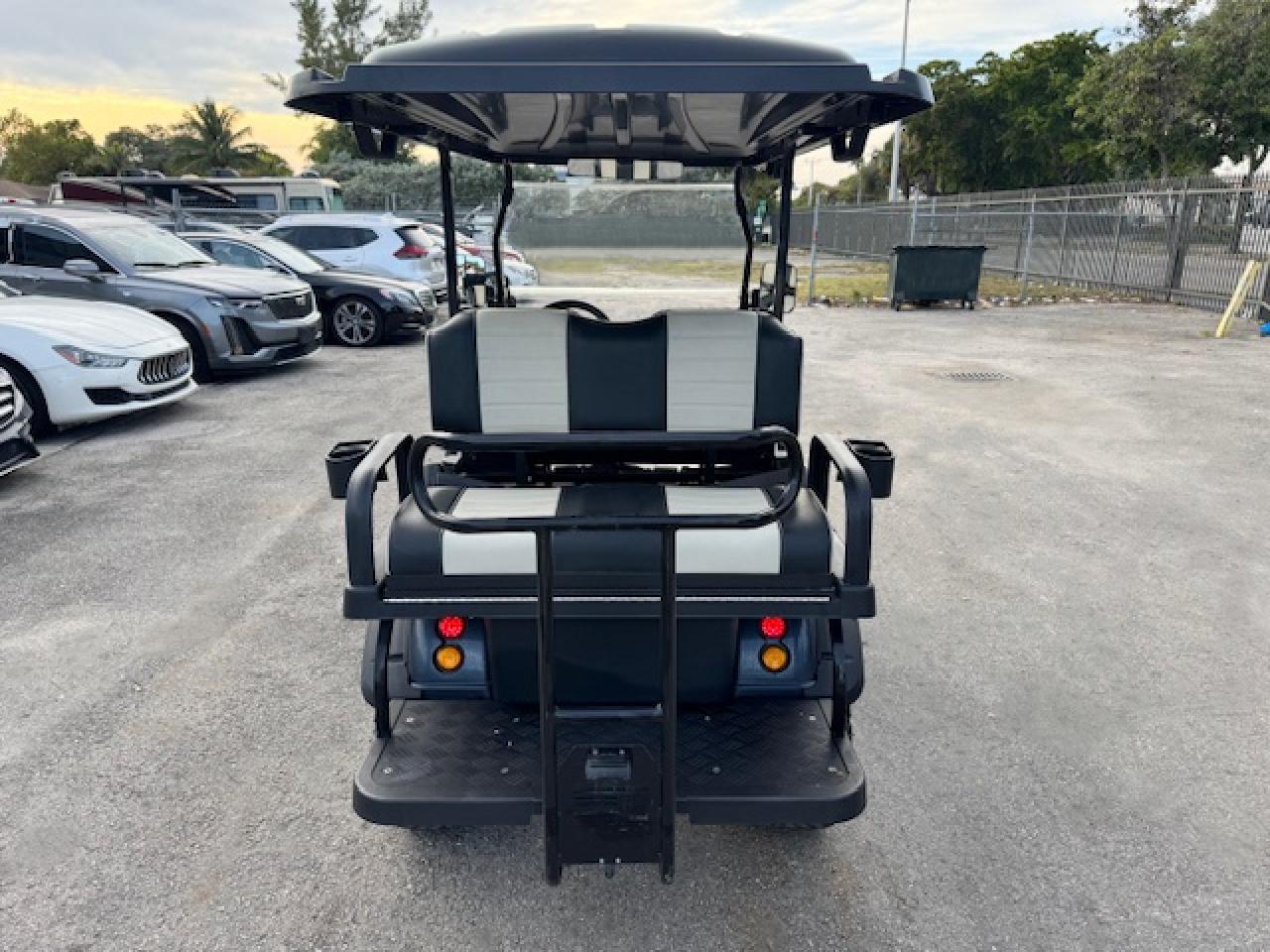 Lot #3279504278 2023 EVOLUTION GOLF CART