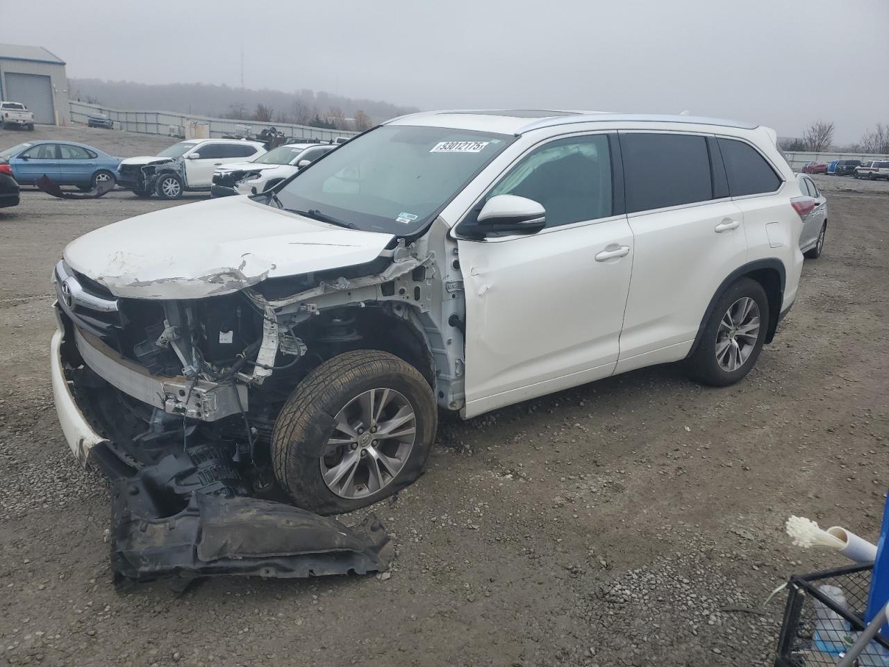 TOYOTA HIGHLANDER XLE