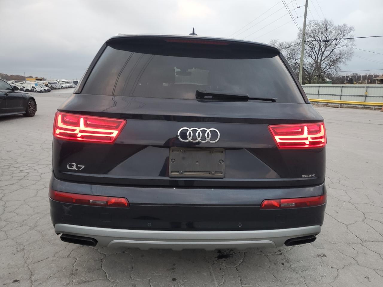 AUDI Q7 PREMIUM