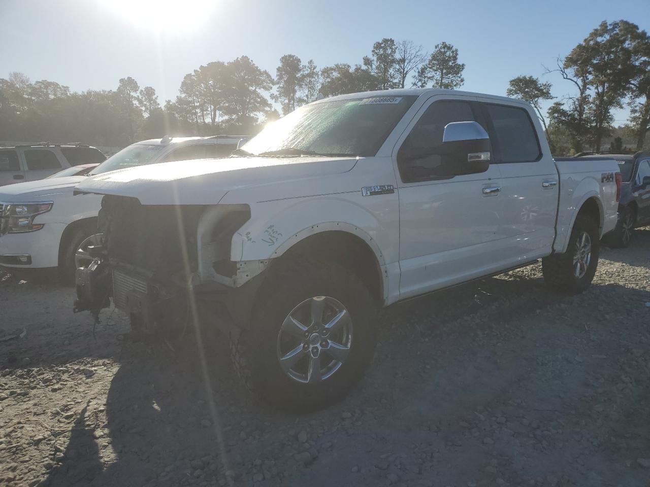 FORD F-150 SUPERCREW