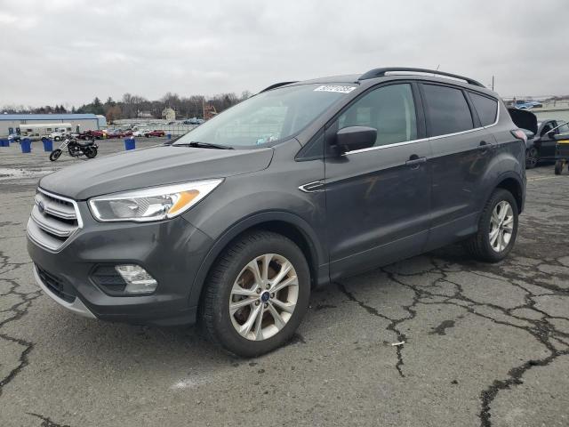 Global Auto Auctions: 2018 FORD ESCAPE SE