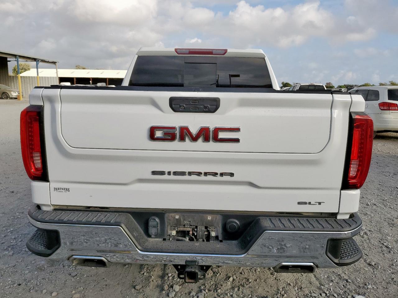 GMC SIERRA K1500 SLT